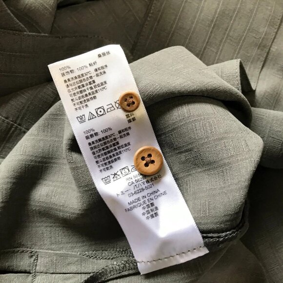 Tommy Bahama Shirt Mens XL Gray Silk Embroidered Original Fit Short Sleeve - Picture 10 of 10